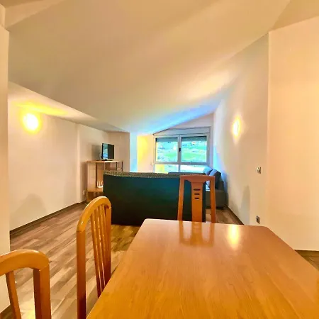 Khi Encamp, 6 Pax Apartment Encamp